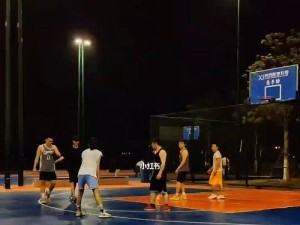 打篮球技巧之绕过防守人（突破对方防线，成功得分的关键技巧）