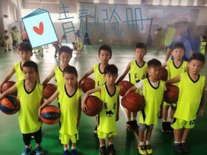 打造出色少儿篮球半场防守！（让孩子们轻松应对比赛中的进攻威胁）