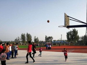 小学生练篮球防守的重要性（培养孩子全面素质，让篮球防守成为优势领域）