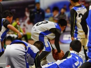U12篮球防守脚步训练方法（提高U12篮球运动员的防守能力，从脚步训练开始）