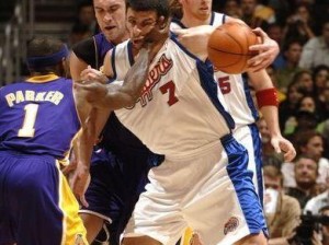 MasteringGoodDefenseinBasketball（Techniques,Strategies,andSkillsforEffectiveDefense）