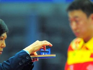 乒乓球打法应对技巧（从发球到进攻，全方位掌握乒乓球打法的应对策略）