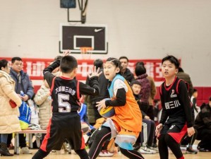 U6篮球防守脚步训练的重要性（发展初学者防守技巧的关键方法）