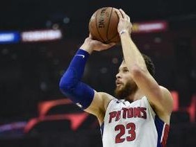 NBA现役隔扣次数排行榜（飞跃极限！NBA现役球员谁是最强的隔扣王？）