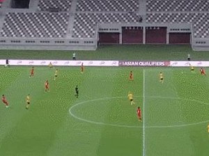 篮球比赛5v5防守移动规则解析（提升防守技巧，掌握关键细节）