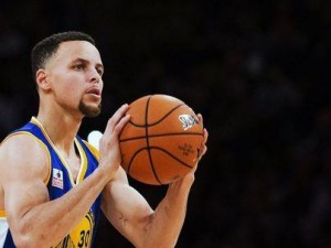 NBA现役射手前十排行榜（绝佳瞄准力让这些射手成为篮球场上的主宰）