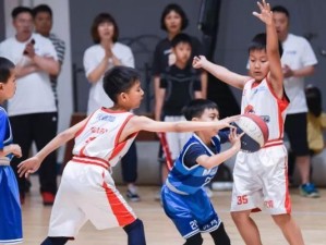U8篮球基础防守训练——打好篮球基础的关键（培养孩子的篮球防守技巧，提升整体能力）