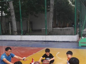 打篮球防守练基本功（提升篮球防守实力的有效方法）