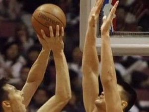 4v4篮球防守被挡的应对策略（如何应对防守中的被挡情况，提高篮球比赛的防守能力）
